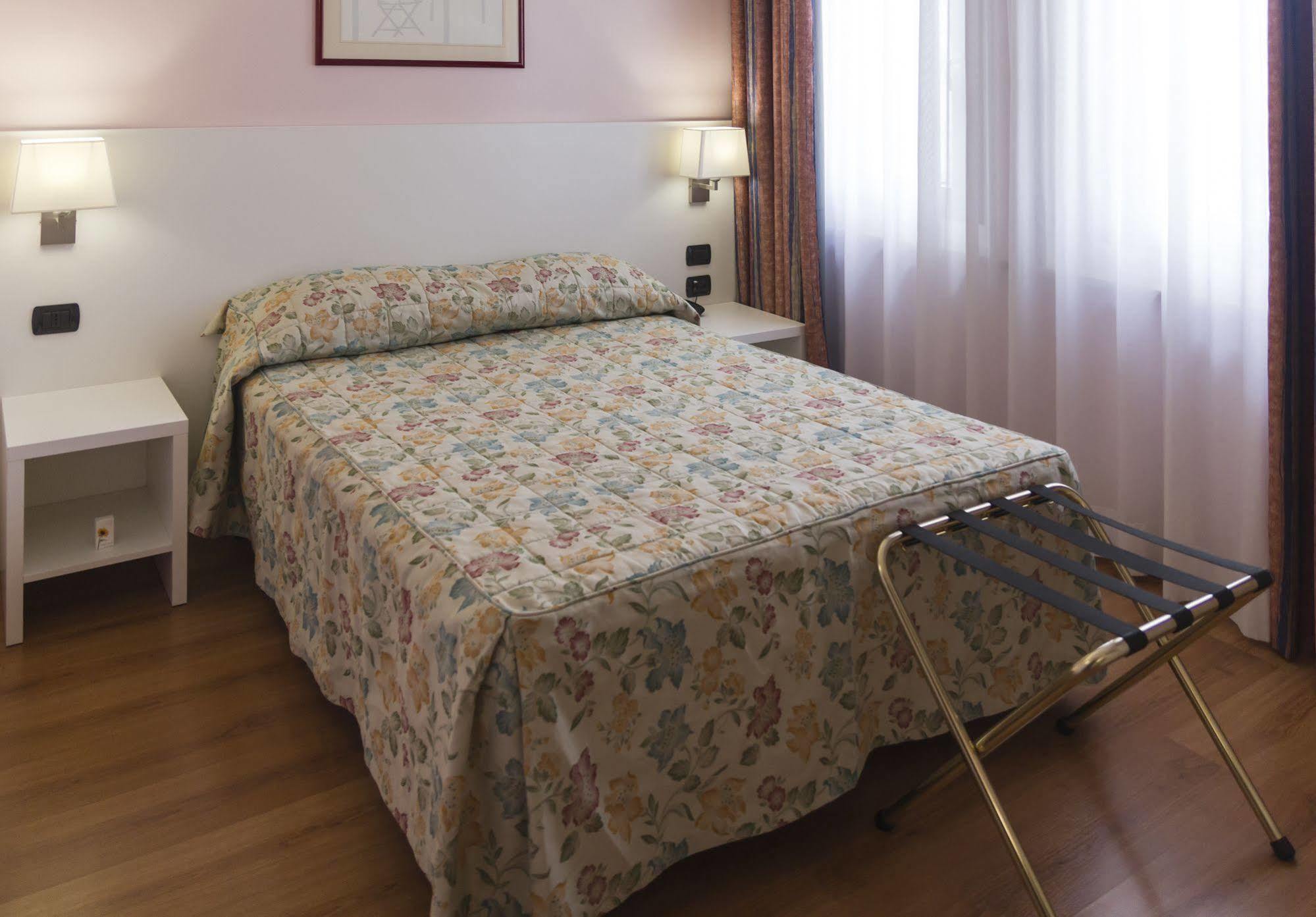 Hotel Pico Mirandola Εξωτερικό φωτογραφία